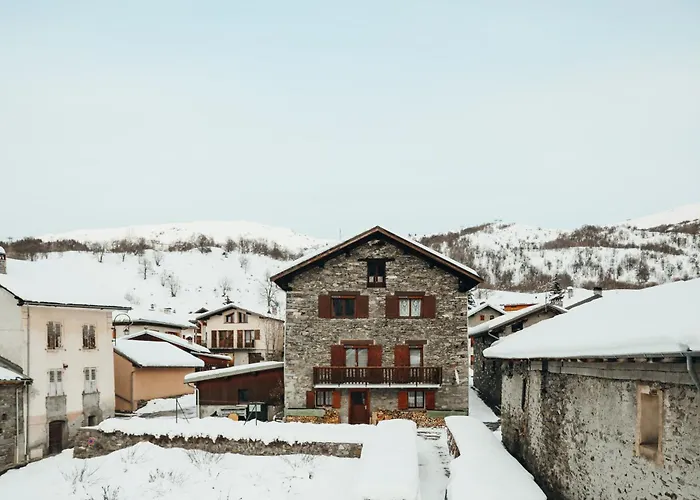Le Chateau By Lodji Alpesi faház
