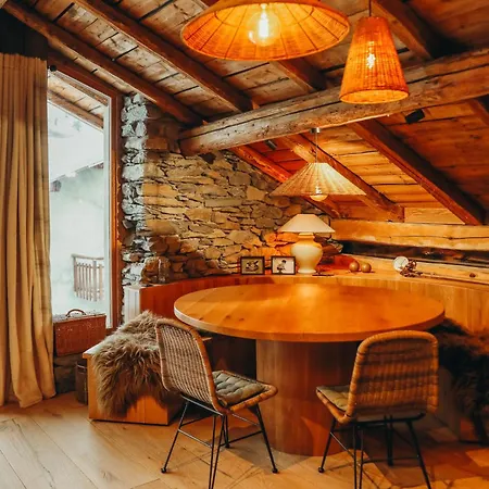 Le Chateau By Lodji Saint-Marcel (Savoie)