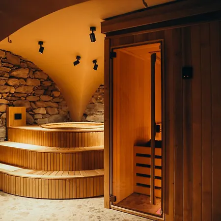 Chalet Le Chateau By Lodji *